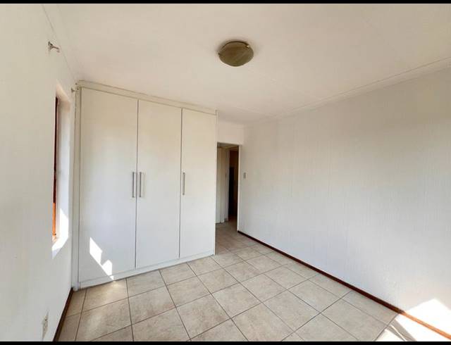 2 BEDROOM PROPERTY TO RENT IN SUNNINGHILL
